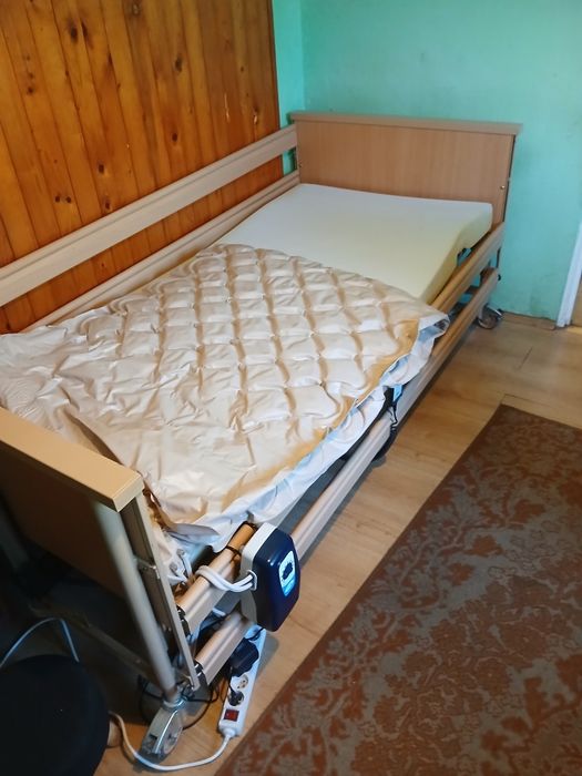 Łóżko Rehabilitacyjne inwalidzkie elektryczne