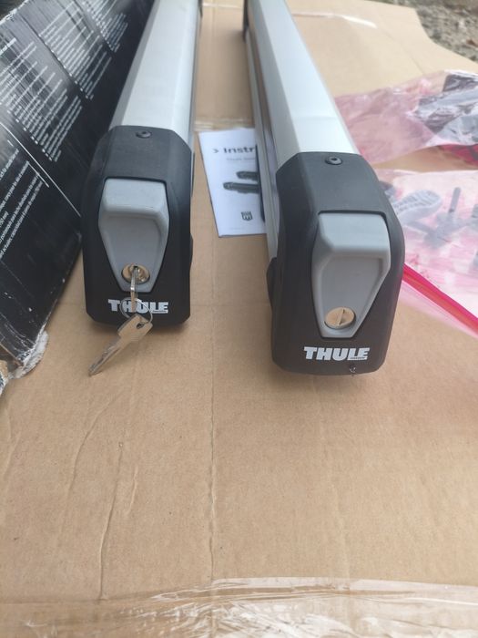 Uchwyt Thule7326 do przewozu 6 par nart