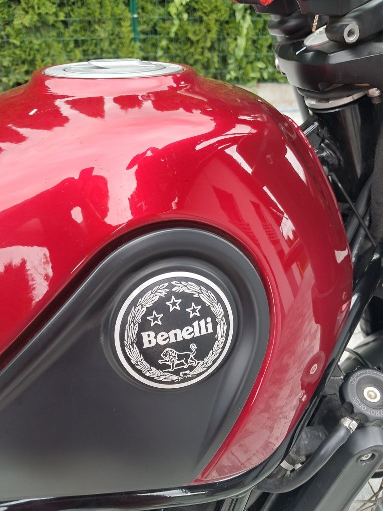 Motocykl Benelli Leoncino 500