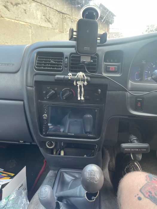 Toyota hilux 2.5 tdi 2003