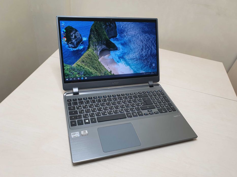 Ноутбук Acer в хорошому стані /Intel Core i5/nVidia GT 640/SSD+HDD