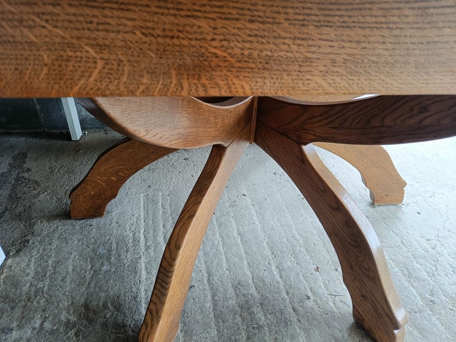 Stół dębowy rozkladany