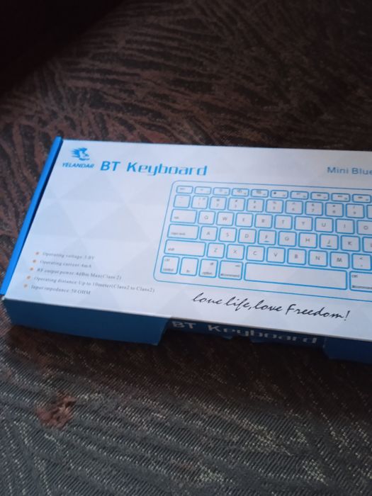 Продам мини клавіатуру звонить по номеру +380966573765