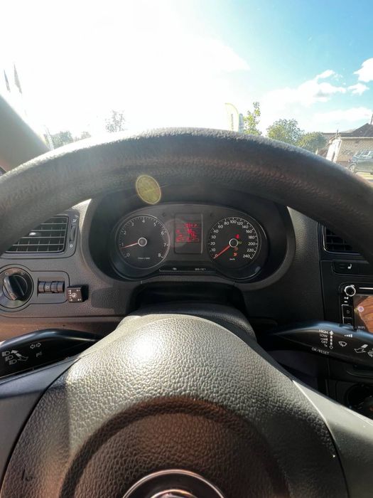 Продам Фольксваген Поло 2011 року