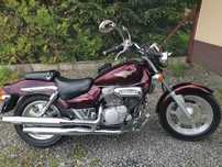 Hyosung GV Aquila  125  - por. Yamaha Drag Star i Honda Shadow
