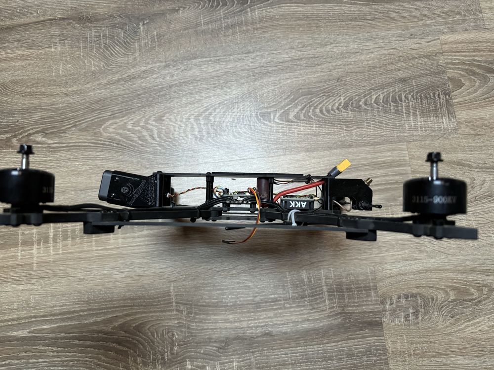 10 дюймовий FPV дрон з тепловізійною камерою
