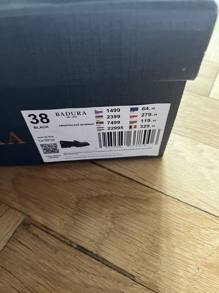 Mokasyny loafersy Badura czarne skórzane 38