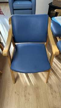 Cadeiras em pinho maciço
