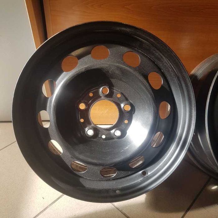 FELGA STAL. 7Jx16 ET47 5x120 BMW