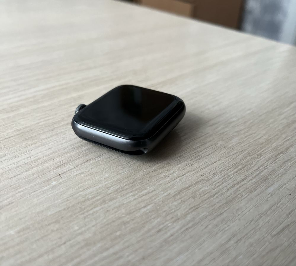 Apple Watch 5 series 44mm Б/У