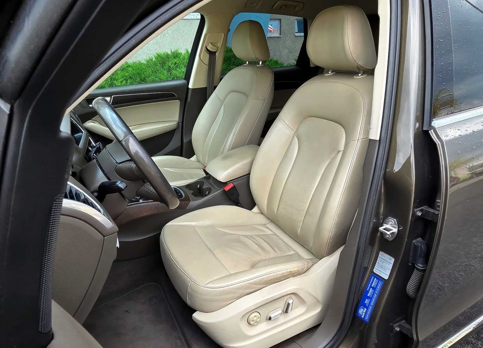 Audi Q5      2015