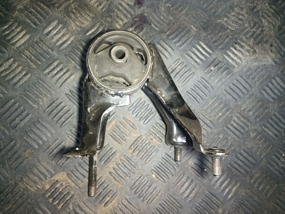 Подушка двигуна TOYOTA дизель