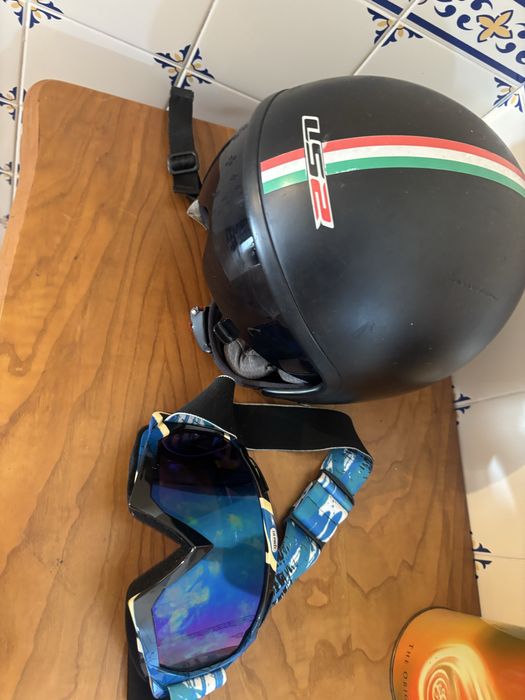 Capacete Vespa bom estado