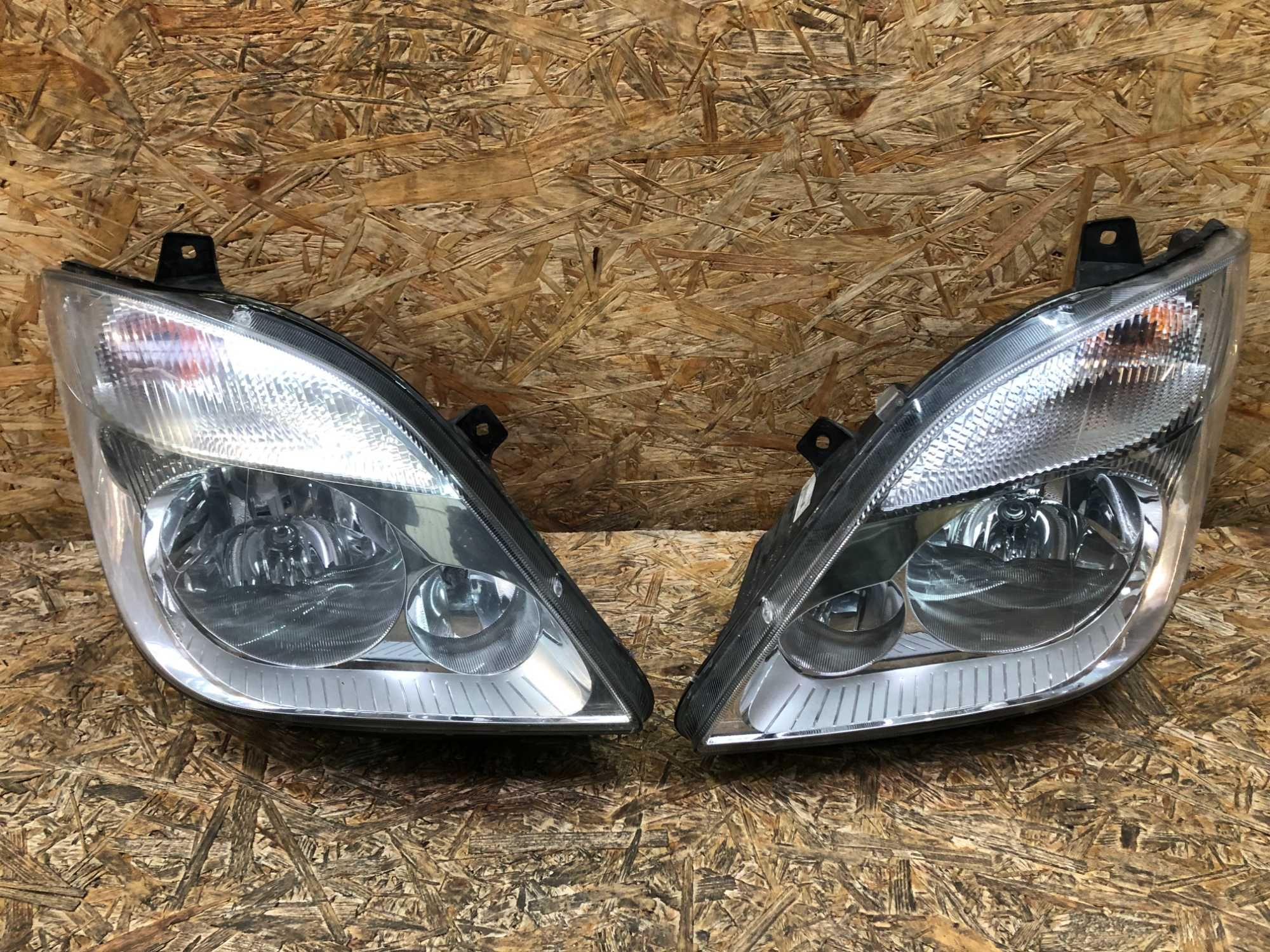 Lampa/reflektor przedni lewy prawy Mercedes Sprinter 906