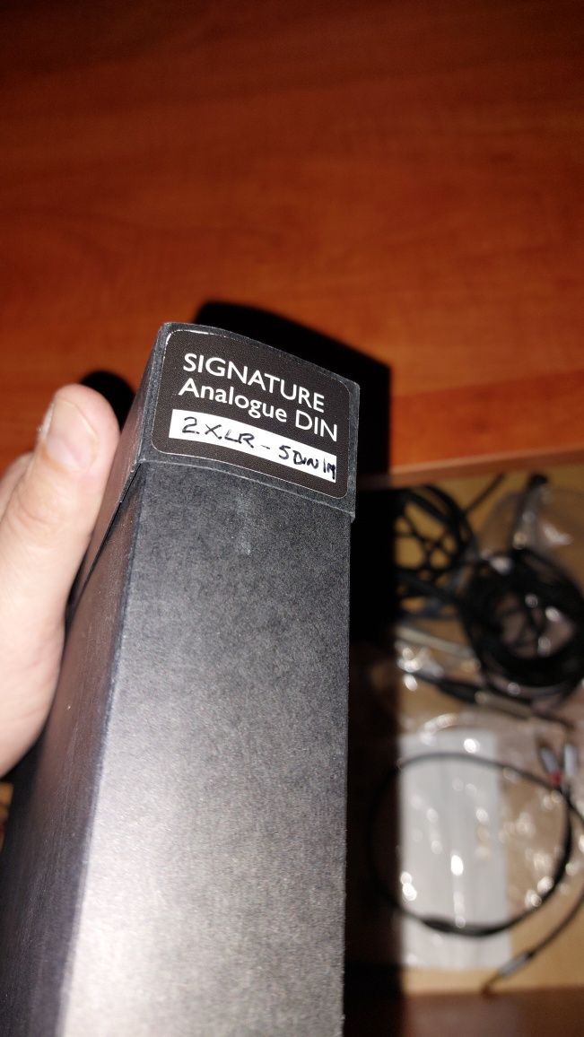 xlr - xlr  chord signature  1   metr