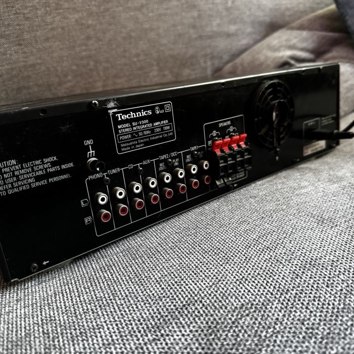Wzmacniacz Technics SU-V300 stare nagłośnienie wieża