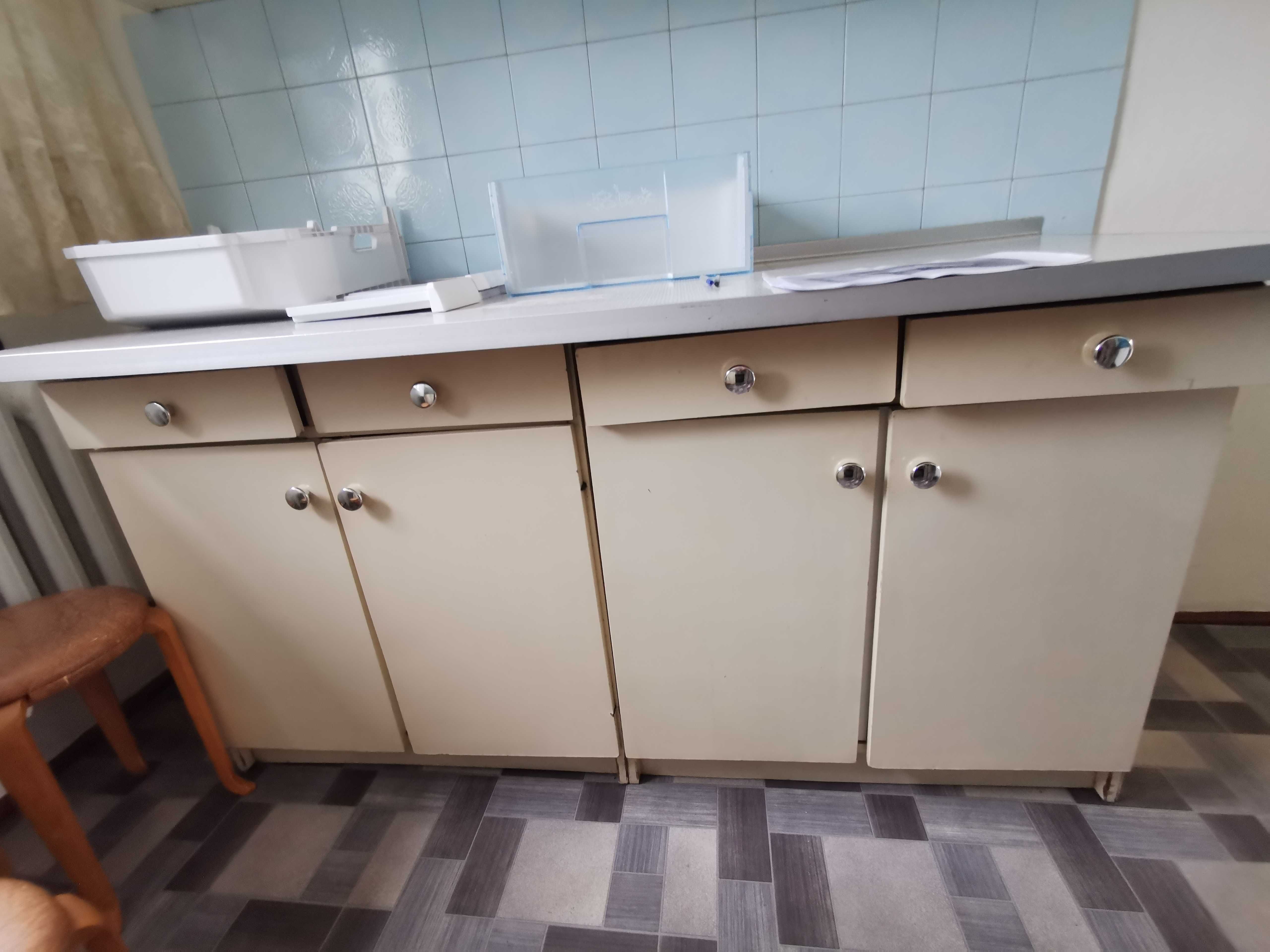 Meble sulejówek szafa kanapa