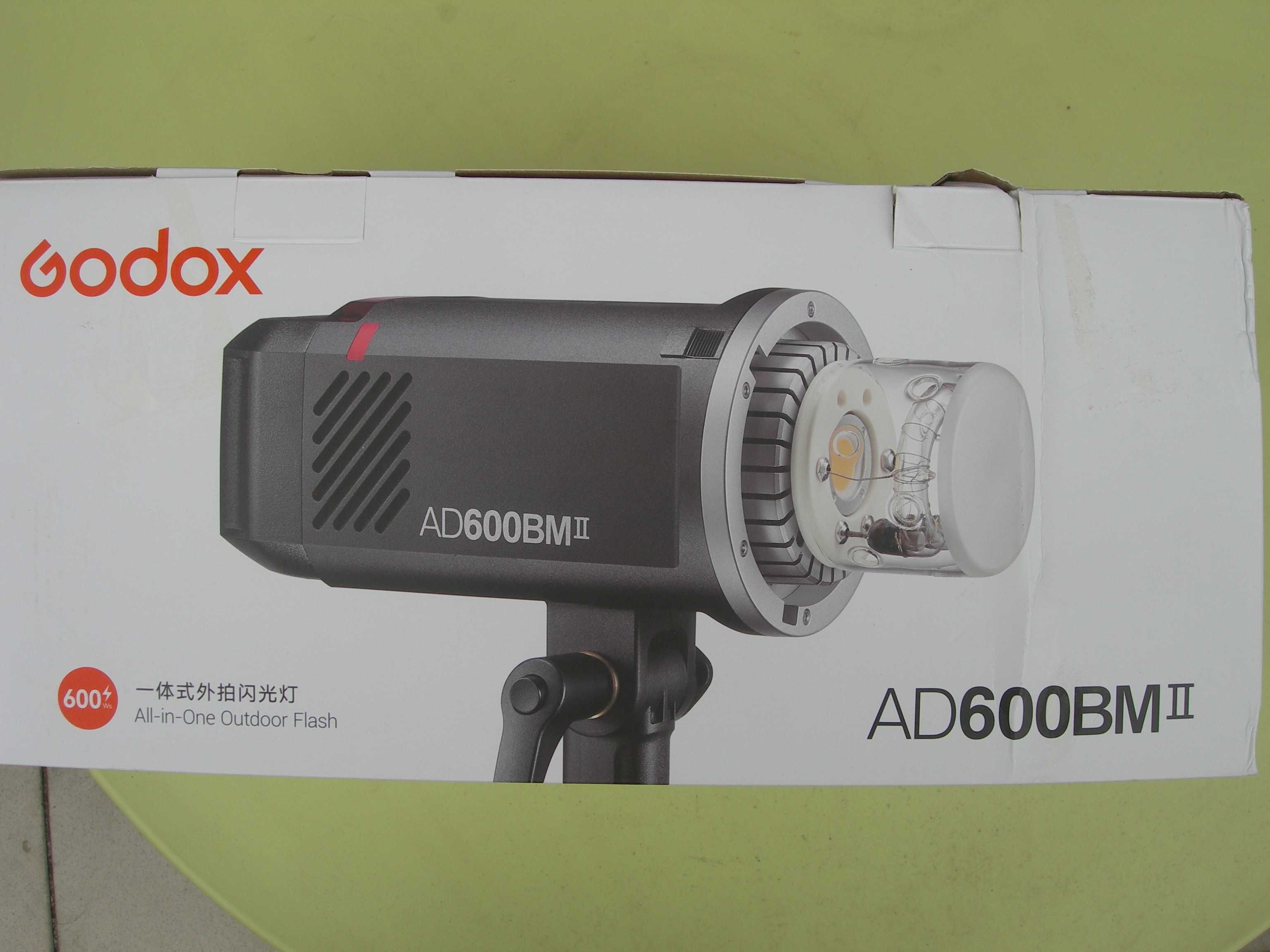 Lampa błyskowa Godox AD600BM II
