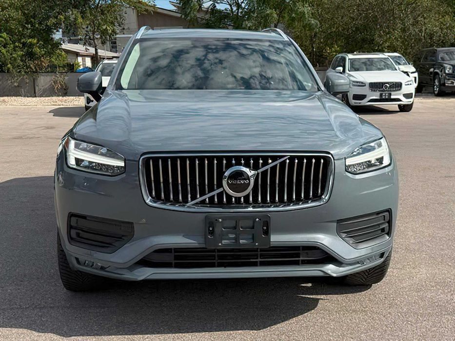 Volvo XC90 T6 Momentum      2020
