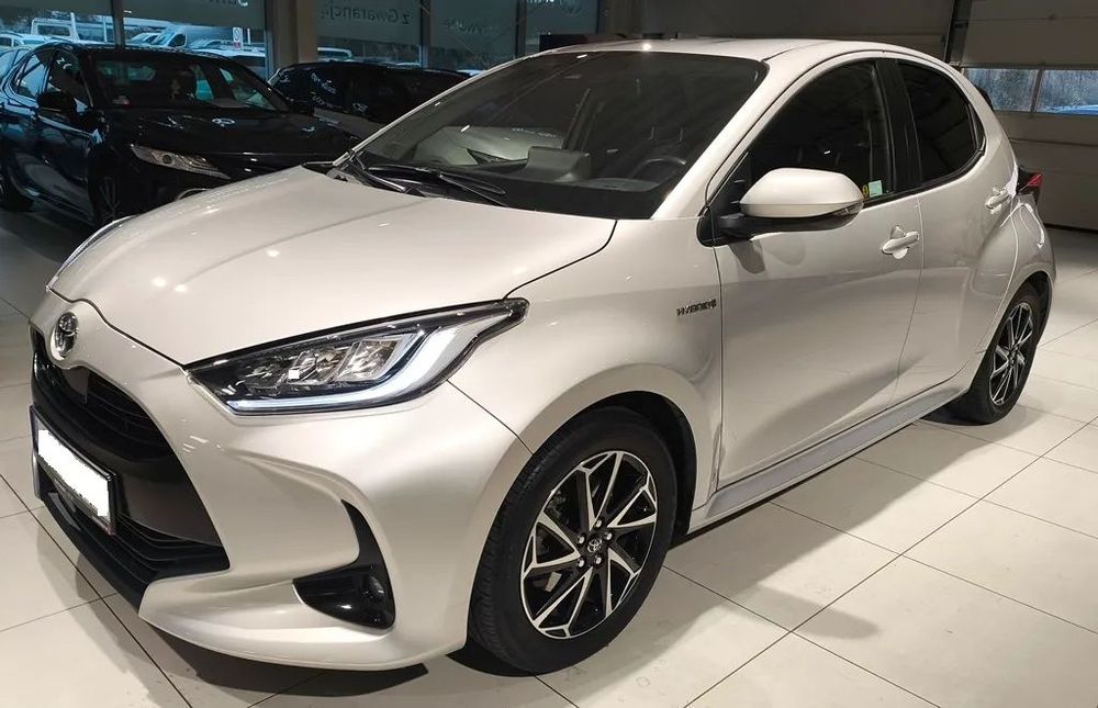 Toyota Yaris Hybrid, Salon PL, Niski Przebieg, Serw. ASO, Bezwypadkowy, Bogata Wers