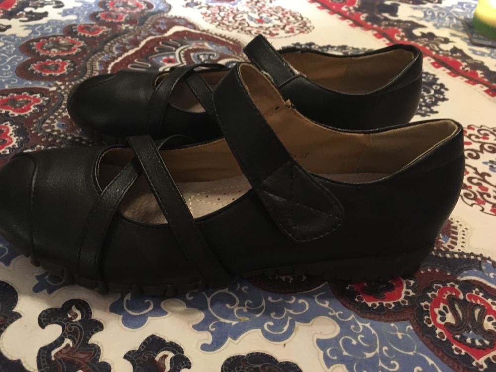 Baleriny czarne skora 37