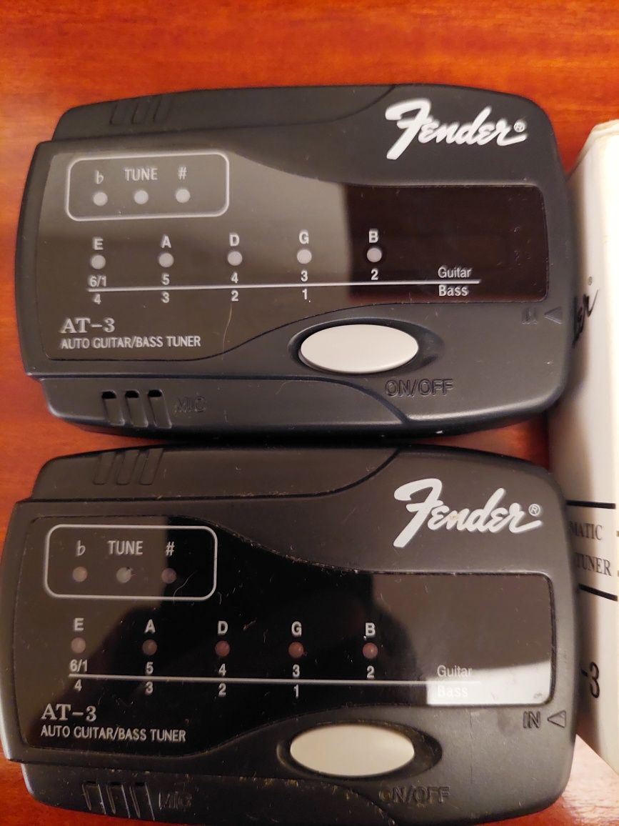 Afinadores Fender AT - 3 Tuner