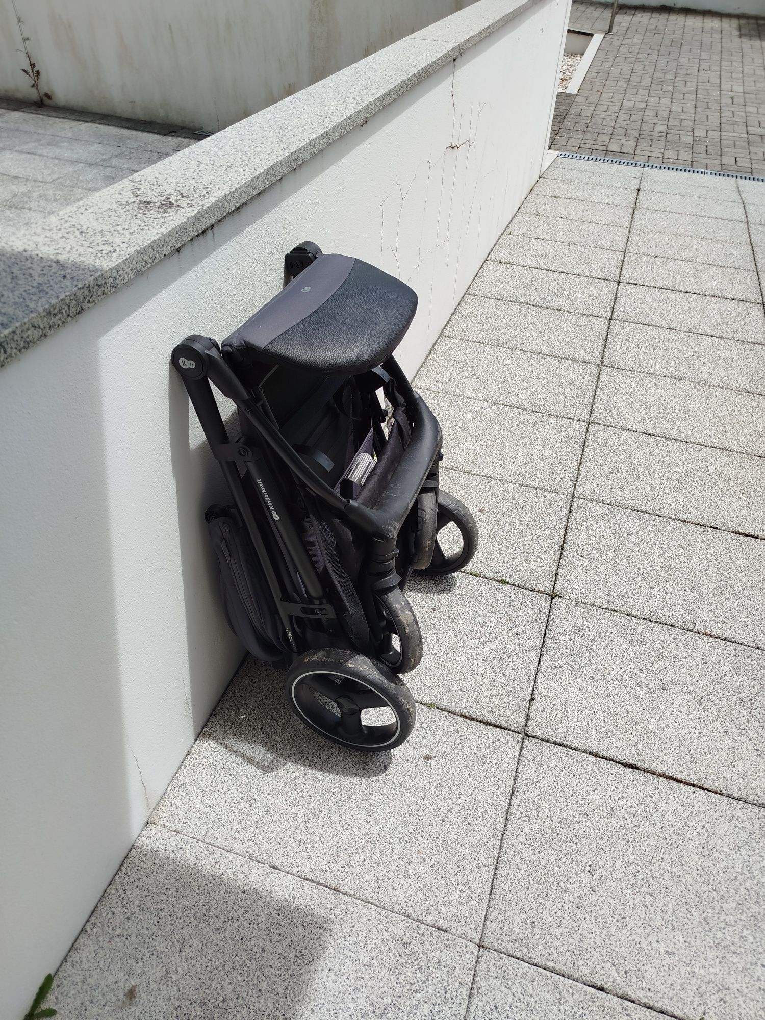 Carrinho bebé Kinderkraft Trig 3 cinzento