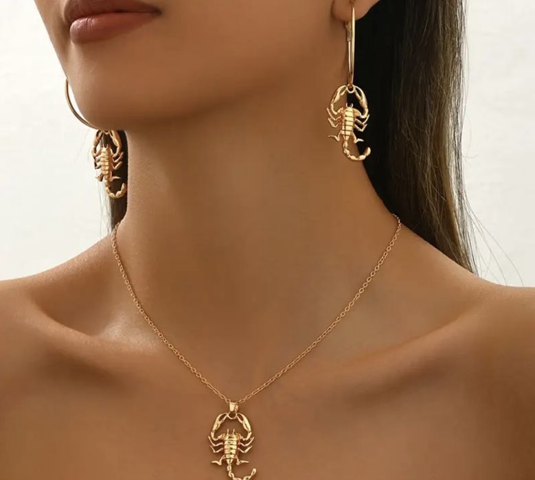 Colar e brincos escorpiao