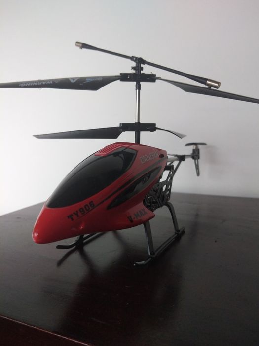 Helicóptero telecomandado, não funciona