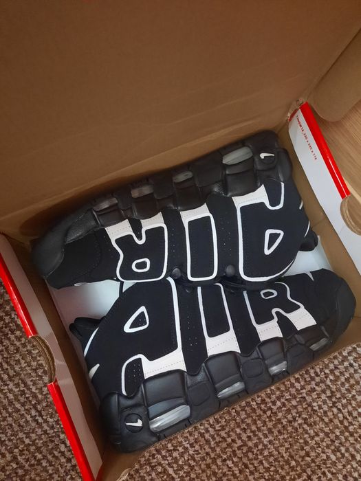 Чоловічі кросівки Nike Air More Uptempo 96  43 розмір
•Колір:Чорний
•Р
