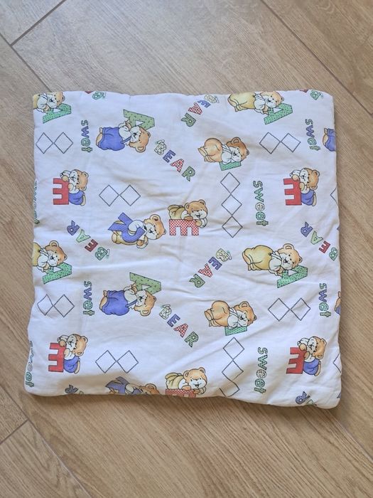 Віддам подушку у дитяче ліжко