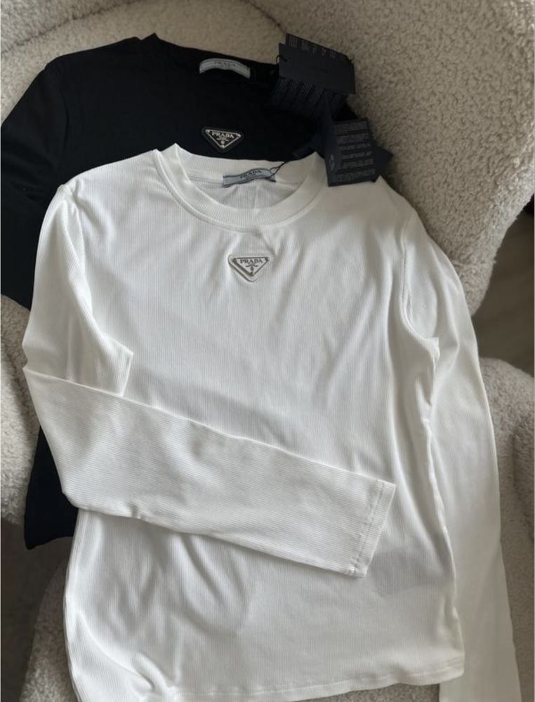 Лонглслів кофта в рубчик білий чорний Прада Prada Xs S M L