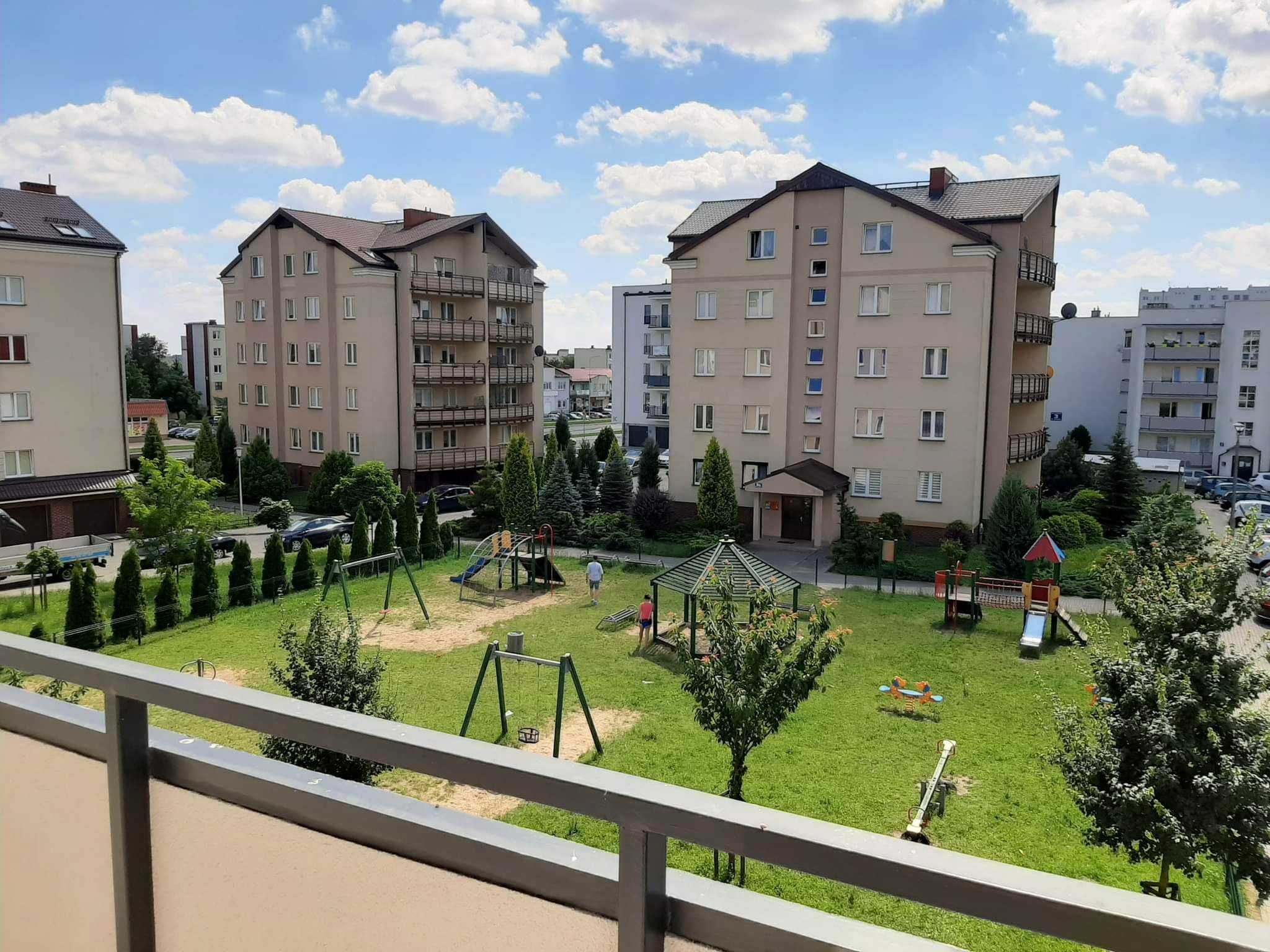 Komfortowy 4 pokojowy apartament na Zielonym Jarze