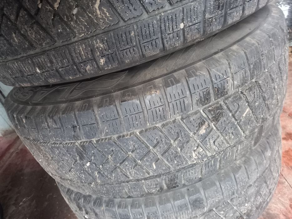 Колеса шини диски Спрінтер 903  Лт зима 225/70/15с Ласса