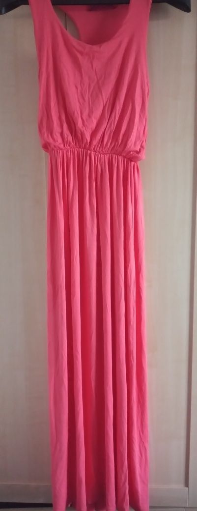 Letnia sukienka maxi boohoo