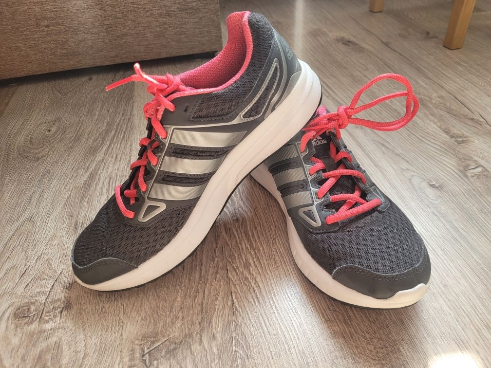 Buty sportowe Adidas Cloudfoam Ortholite damskie roz. 38 2/3