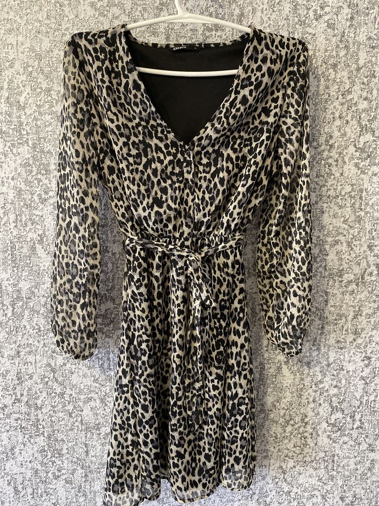 Леопардова сукня розмір М