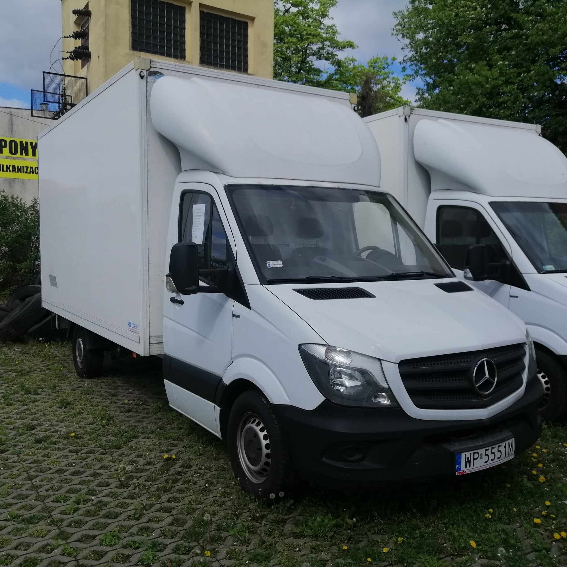 Mercedes Sprinter 313 dostawczak kontener