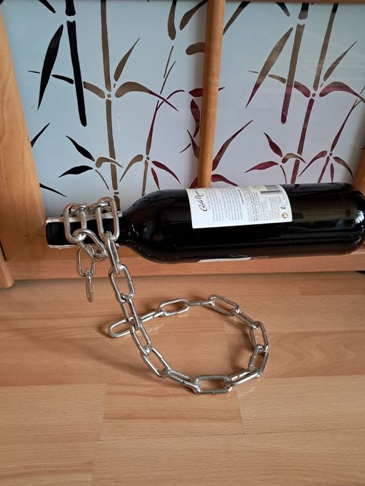 Stojak na wino, stojak na wino metal, oryginalny stojak na wino