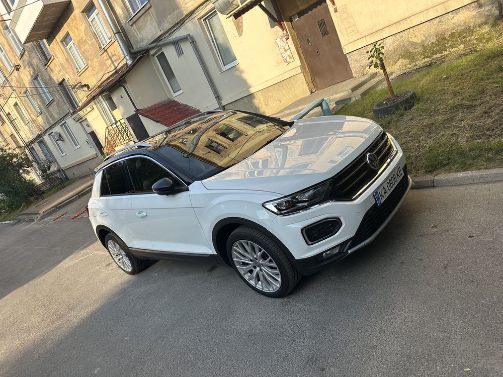 Продам фольксваген T-Roc sport