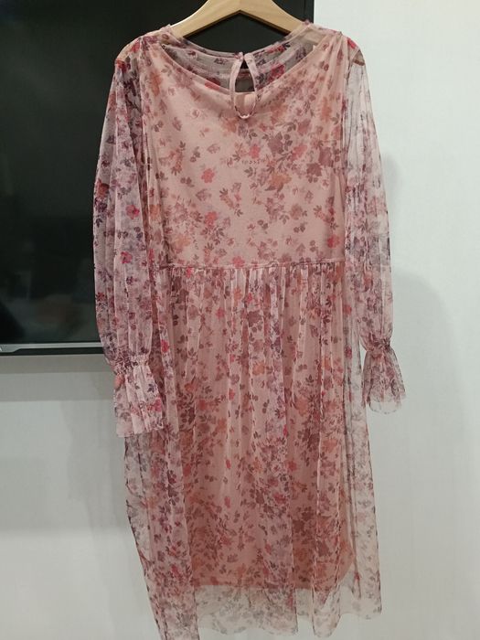 Платье Zara на девочку 9лет 134см.