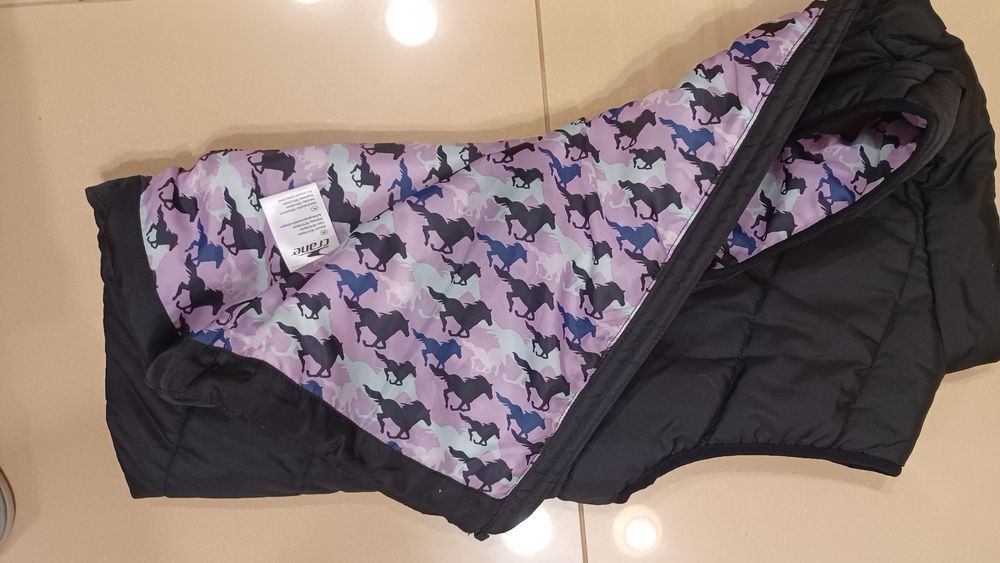 Bezrękawnik czarny 152 aldi