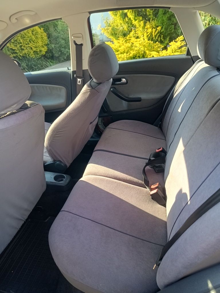 Sprzedam Seat Cordoba 2004 R
