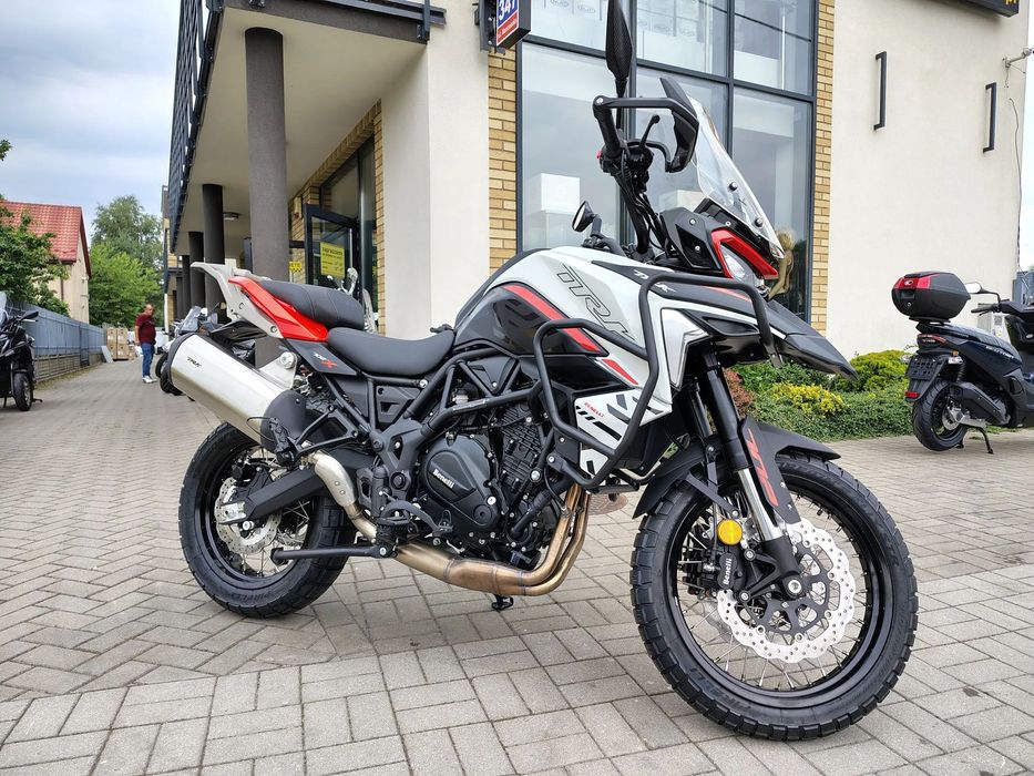 Benelli TRK 702X od ręki 34990 zł gmole kufry grzane manetki i kanapa 2025 Kielce