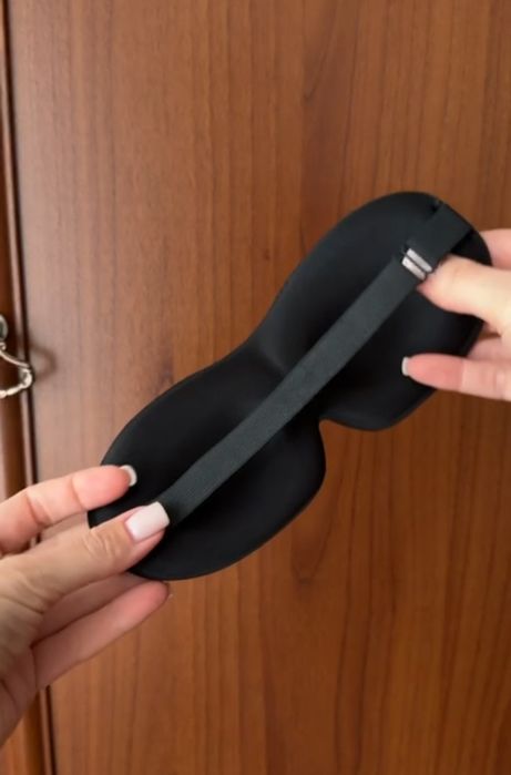 Маска для сна (черная)