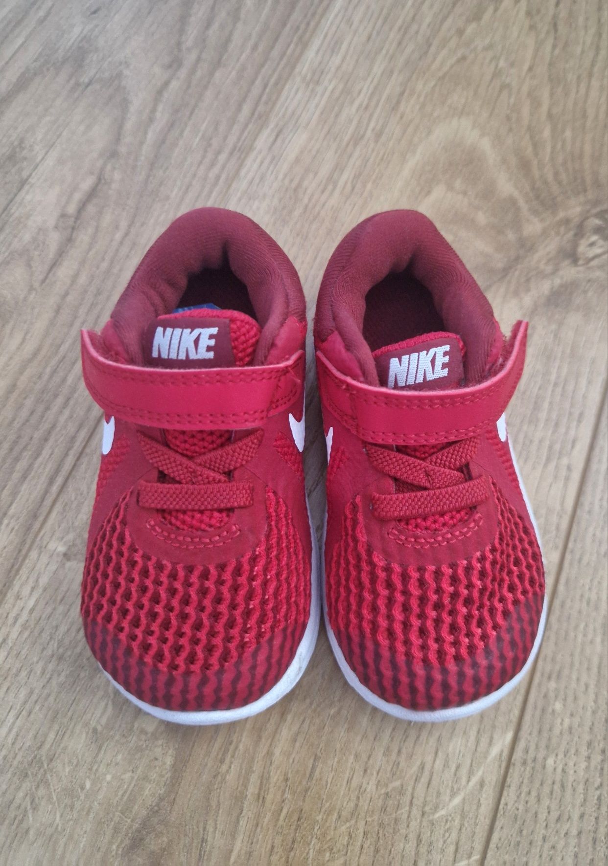 Adidas buty dla dziewczynki, chłopca czerwone nike roz. 21 Nowe