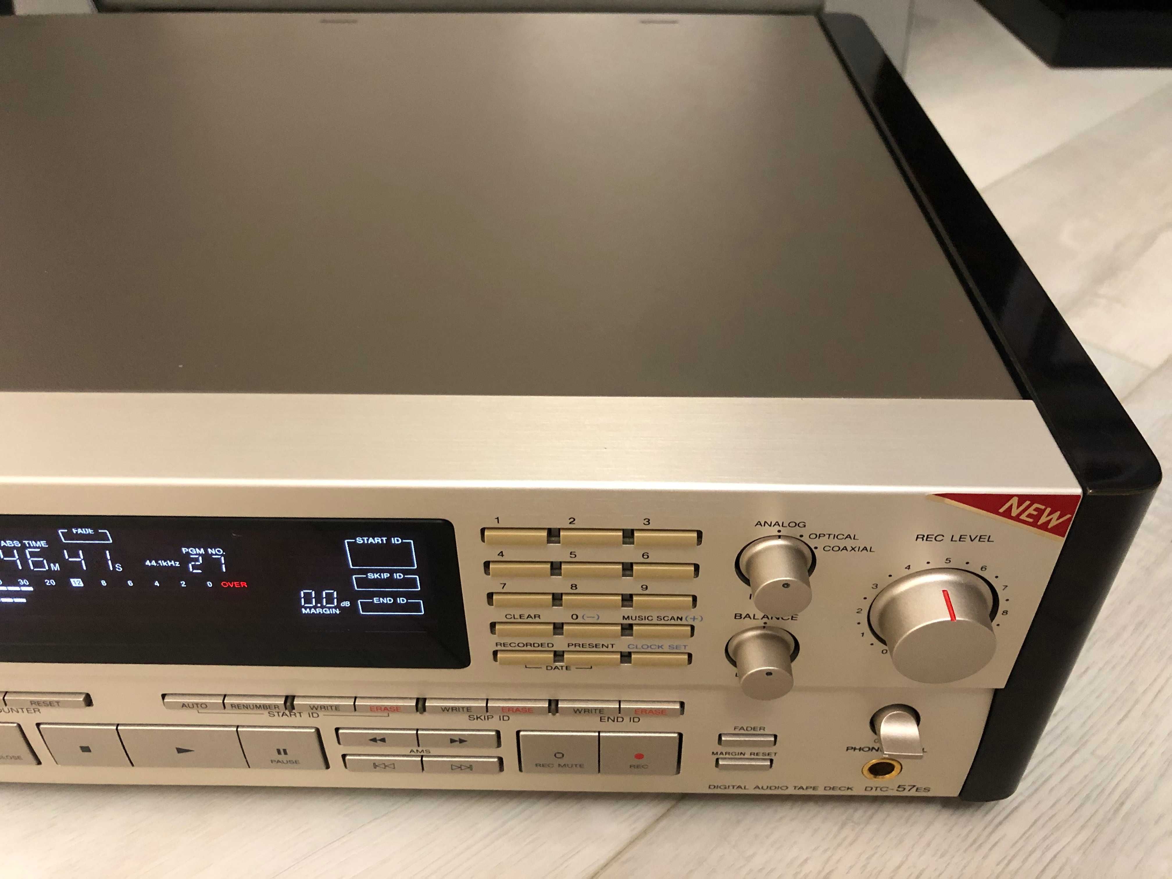 DAT-дека Sony DTC-57ES