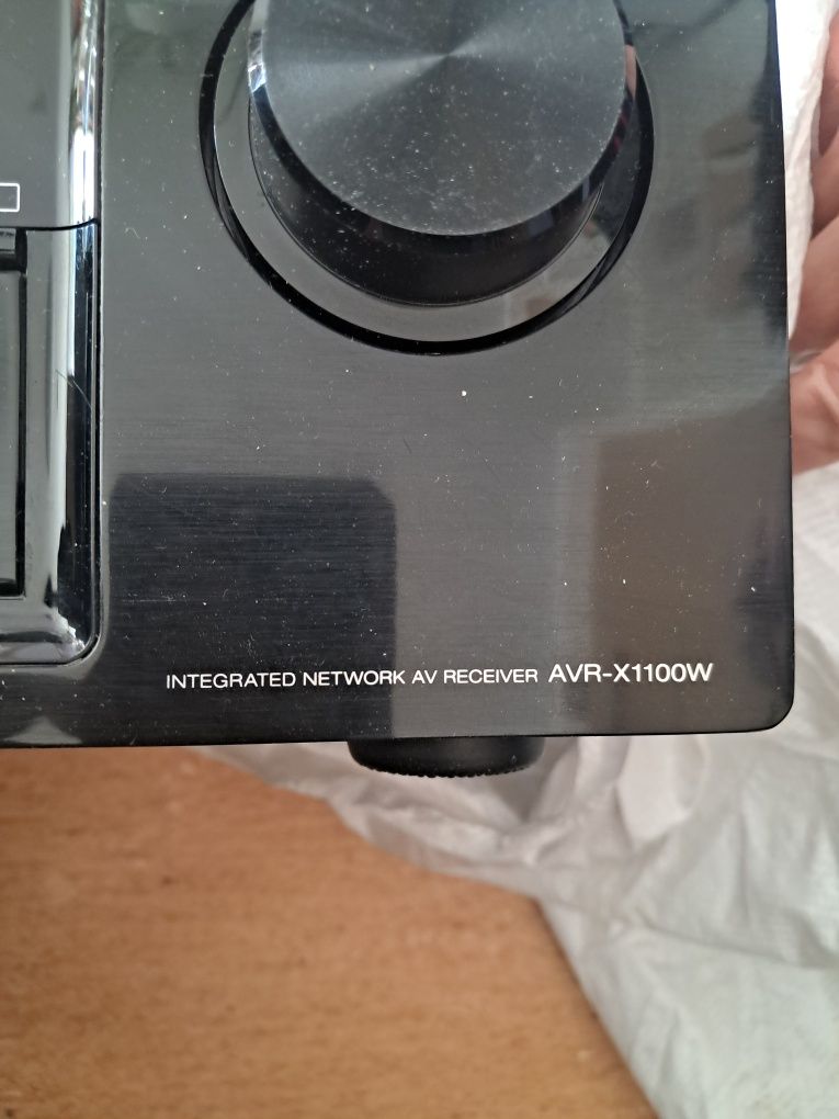 Amplituner Denon AVR 1100W, z obsługą bluetooth i wifi