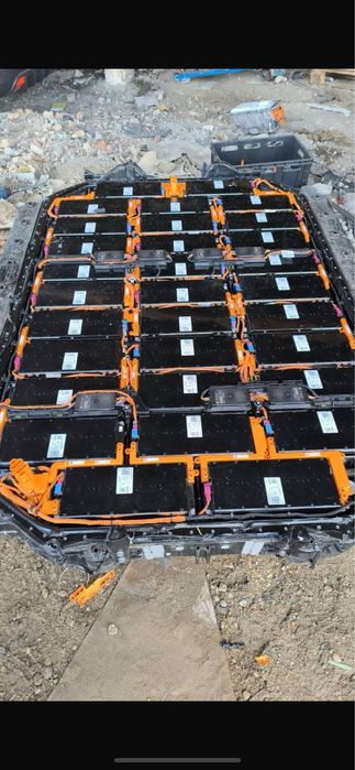 батарея в розборі, ячейки Е трон 95 квт