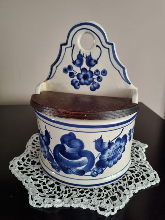 Solniczka fajans Włocławek niebieska duża